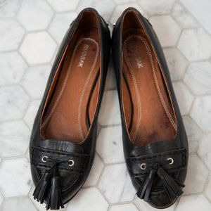 Black Rudsack flats with tassel sz7